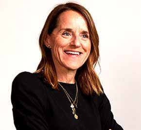 Michelle Poole Headshot Summer Summit