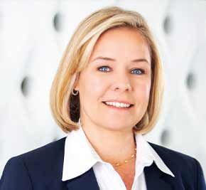 Sara Hishland Headshot Summer Summit